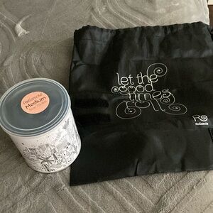 Rollasole size medium black flat shoe